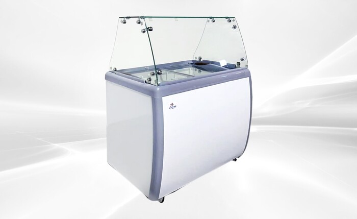 40 Inch Dipping Cabinet With Flat Glass Sneeze Guard Freezer Rental for rent in Blanco, TX
