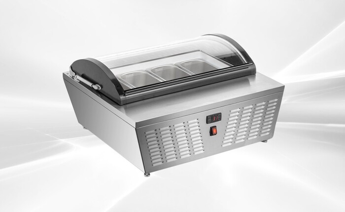 4 Pan Curved Glass Cover Gelato Ice Cream Display Freezer Rental for rent in Nehalem, OR