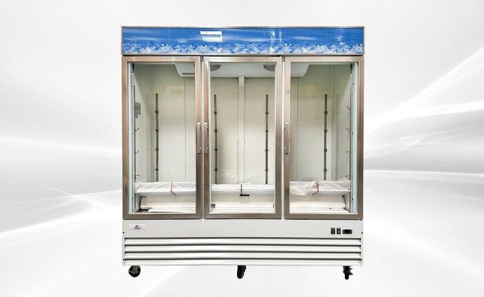 3 Glass Door Freezer Merchandiser Frozen Food Rental for rent in Paulding, OH