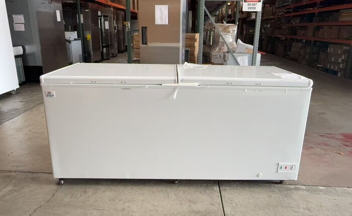 Commercial Huge Chest Freezer Rental for rent in Summit View, WA