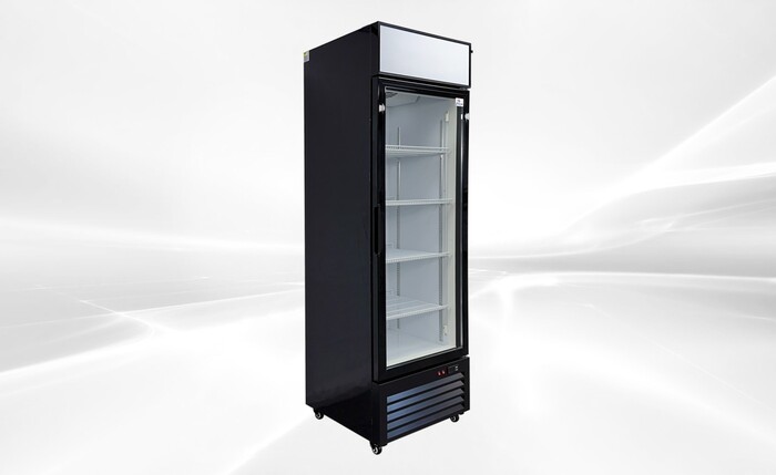 One Glass Door Refrigerated Display Cooler Refrigerator Rental for rent in Seaside, OR