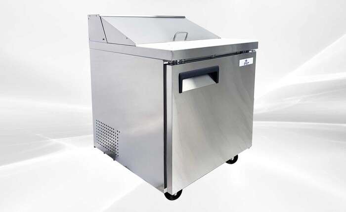 Sandwich Prep Table 27 Inch Refrigerator Rental for rent in Stanton, TX