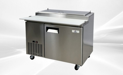 Pizza Prep Table Refrigerator 50 Inch Rental for rent in Fletcher, OH