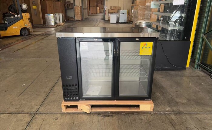 Beer Black Glass Door Back Bar Cooler case Rental for rent in Calvert, TX