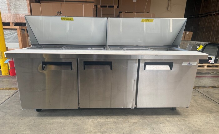 Sandwich Prep Table Mega Top two door Rental for rent in Edison, OH