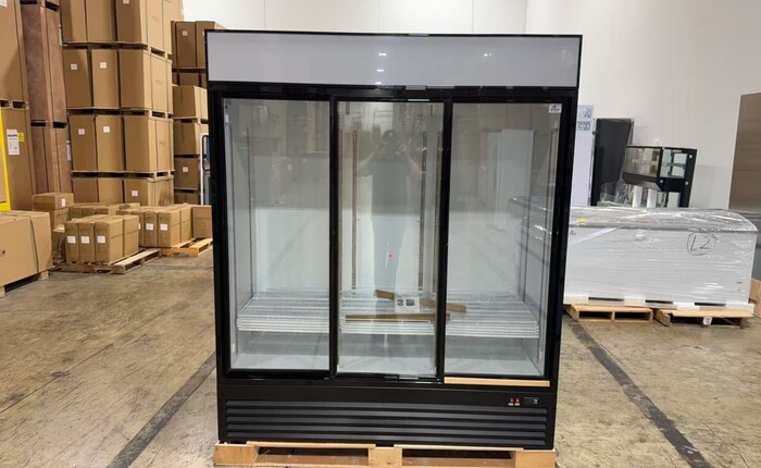 72 inches slide door cooler Refrigerator Rental for rent in Beaver, OR