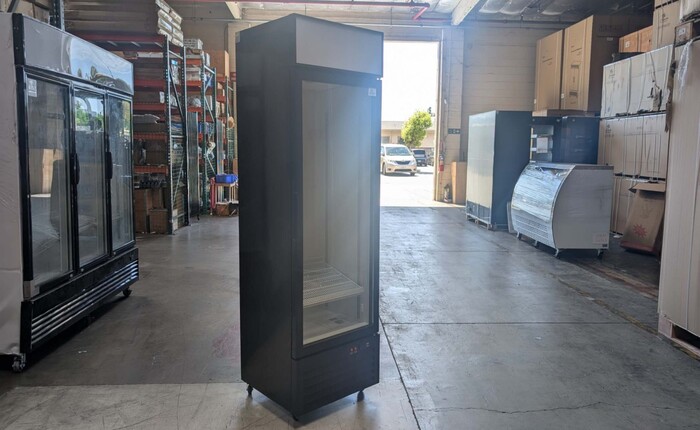 One Glass Door Refrigerated Display Cooler Rental for rent in Weimar, TX