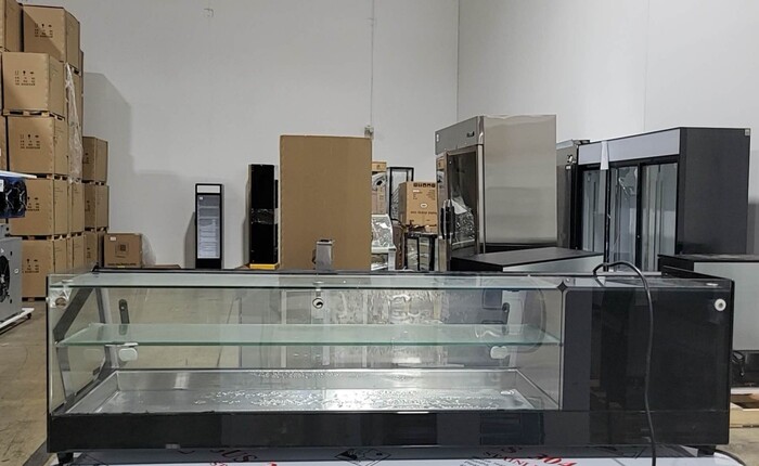 ClearanceRefrigerated Display Case sushi refrigerator105500C0629 Rental for rent in Wright, MN