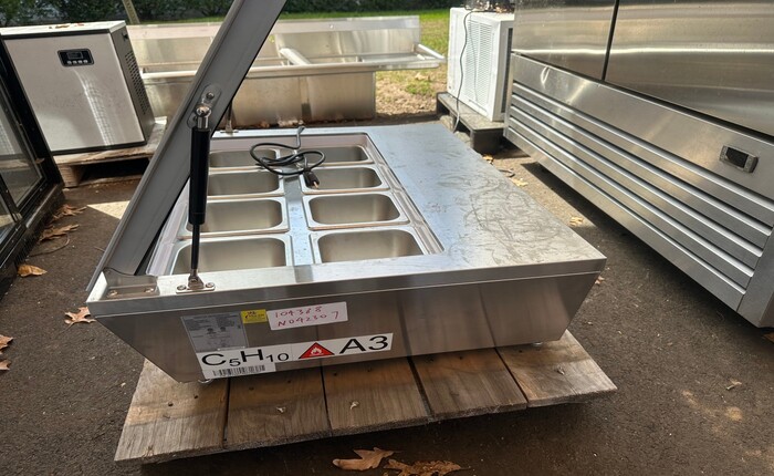 32 ins Counter top Sandwich Prep Table Rental for rent in Carson, IA